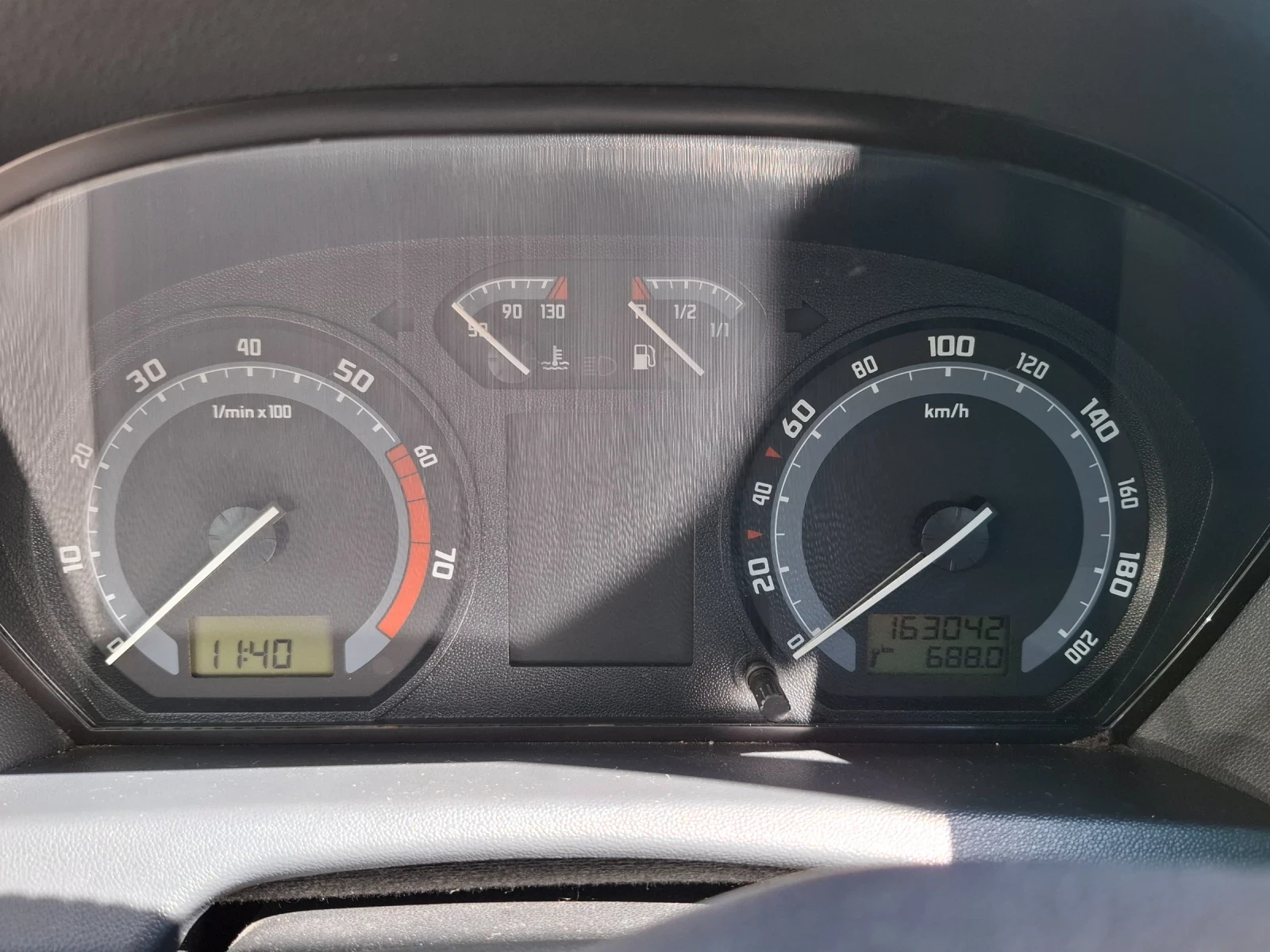 Skoda Fabia, снимка 9 - Автомобили и джипове - 54333830