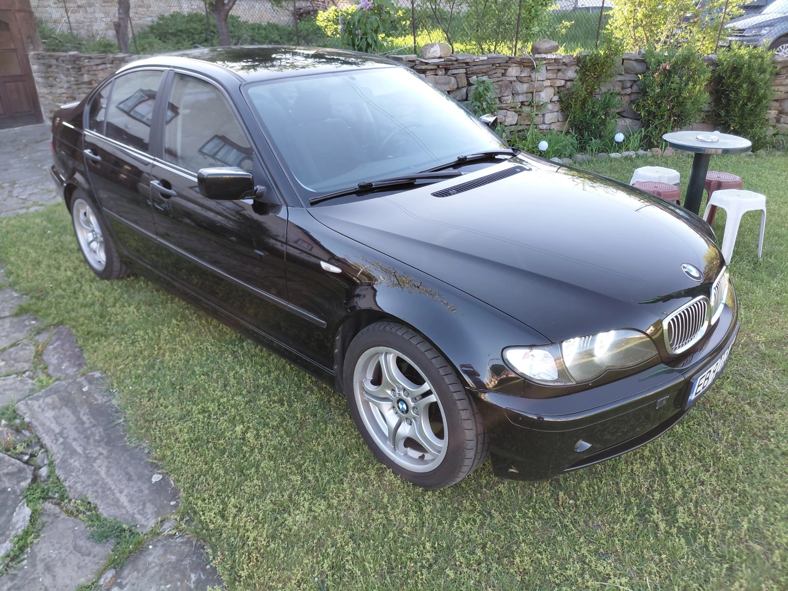 BMW 318 iSE, снимка 2 - Автомобили и джипове - 54346314