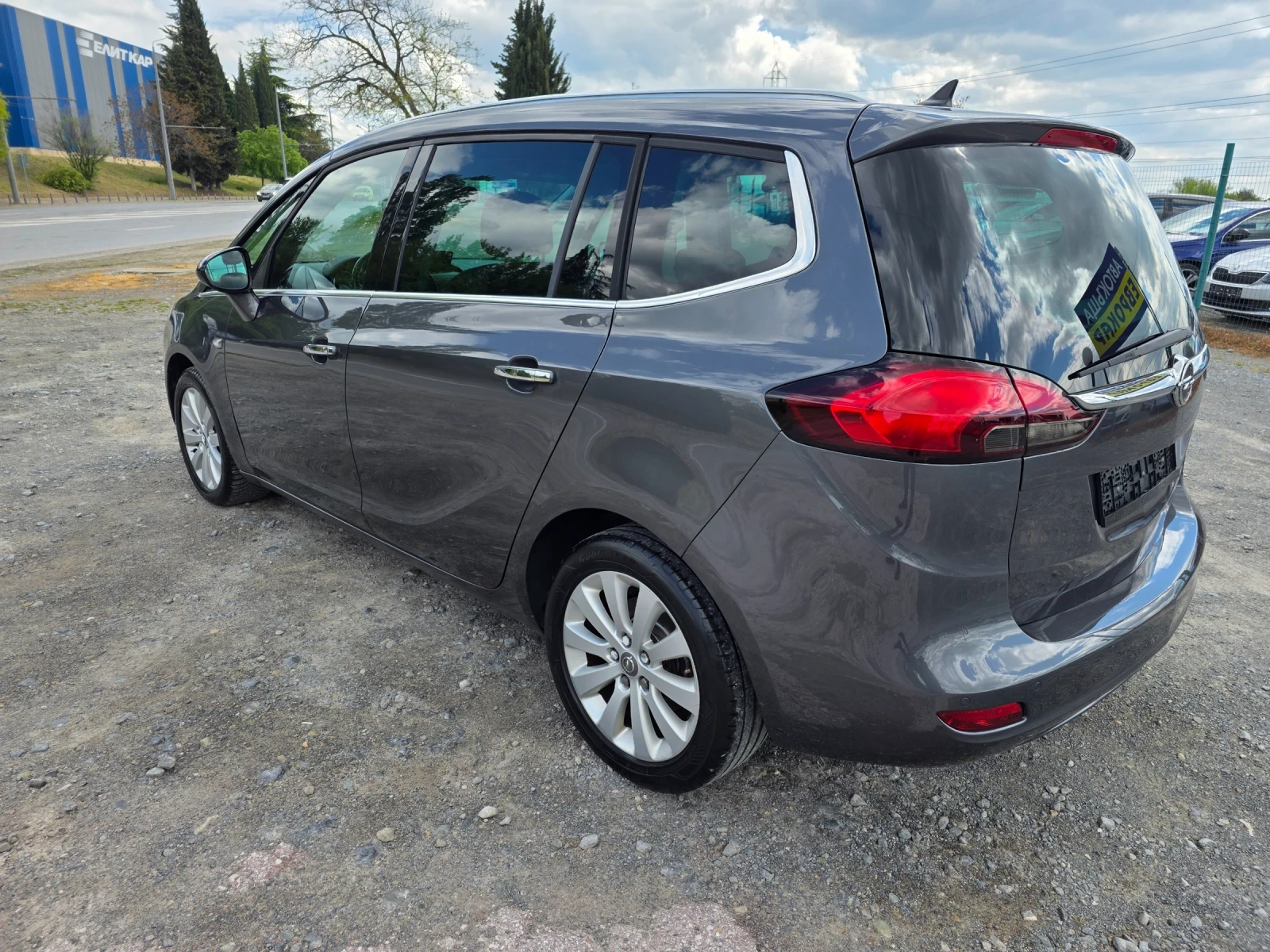 Opel Zafira 2.0 D 130 k.c, снимка 7 - Автомобили и джипове - 54386981