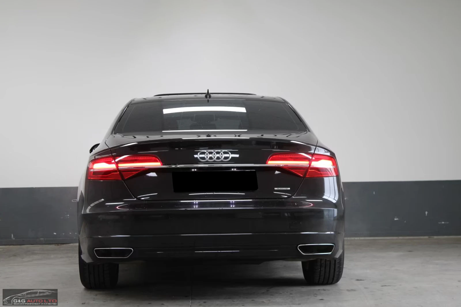 Audi A8 3.0TDI/262HP/MATRIX/PANO/CAM/BOSE/MEMO/NAVI/350q, снимка 4 - Автомобили и джипове - 54701659
