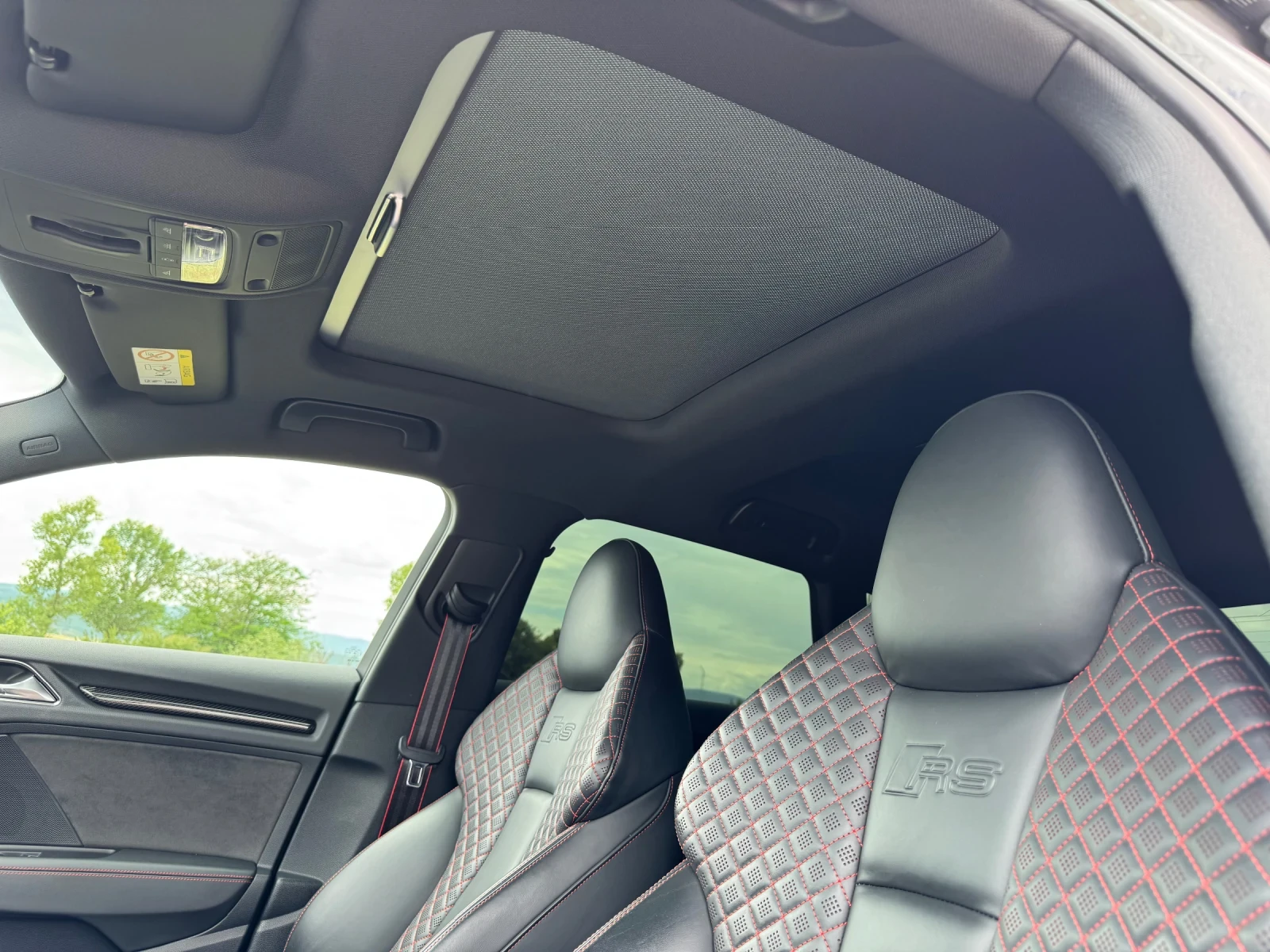 Audi Rs3 Gold Edition Top, снимка 15 - Автомобили и джипове - 54783621