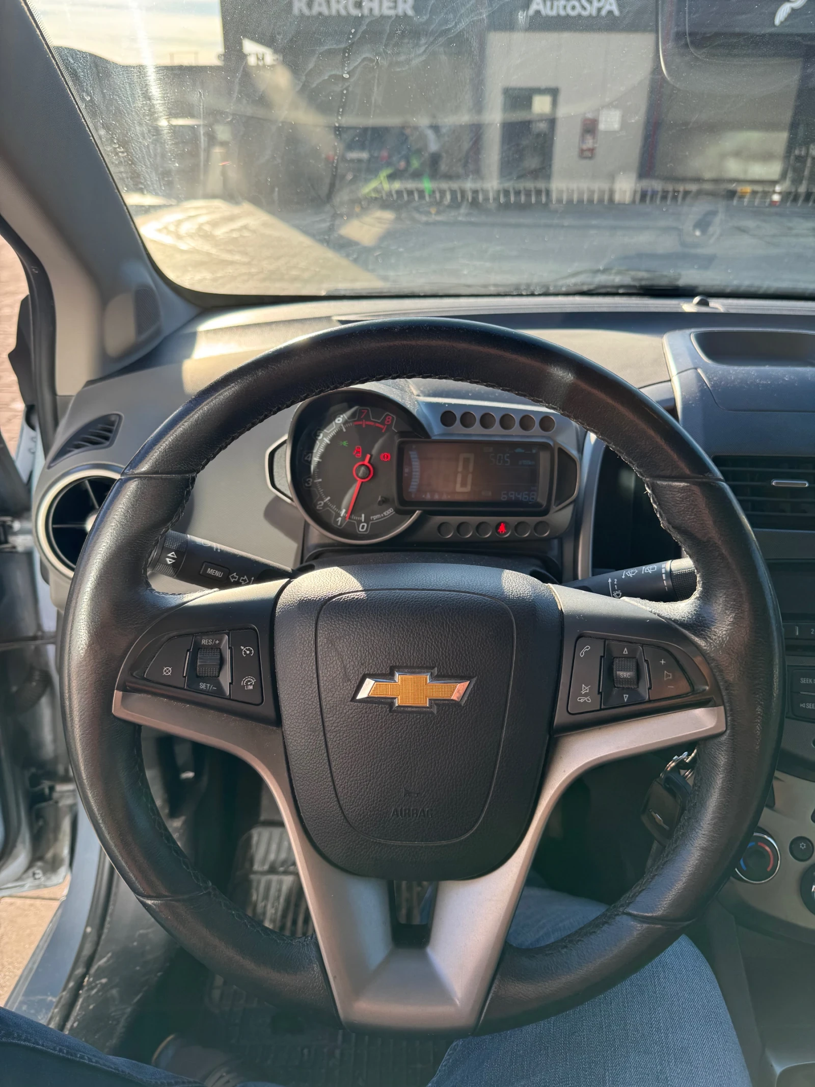 Chevrolet Aveo, снимка 7 - Автомобили и джипове - 54875702