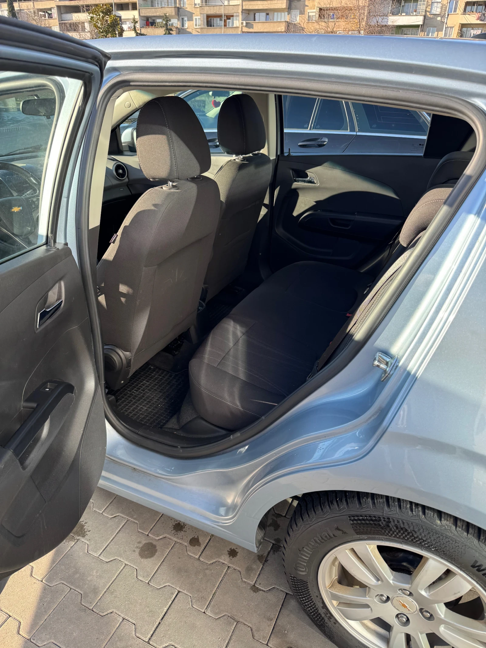 Chevrolet Aveo, снимка 9 - Автомобили и джипове - 54875702