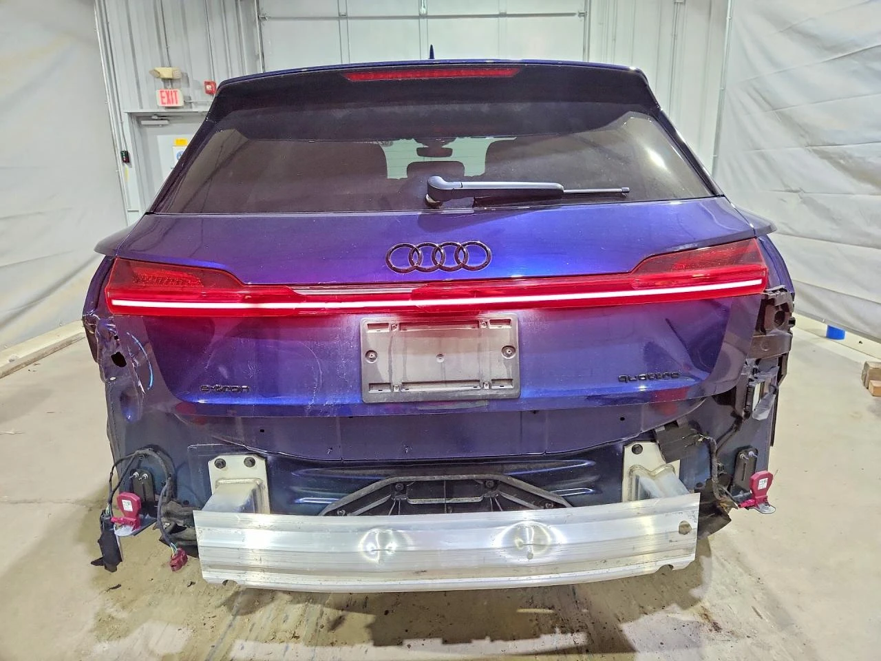 Audi E-Tron Chronos, снимка 6 - Автомобили и джипове - 55240978