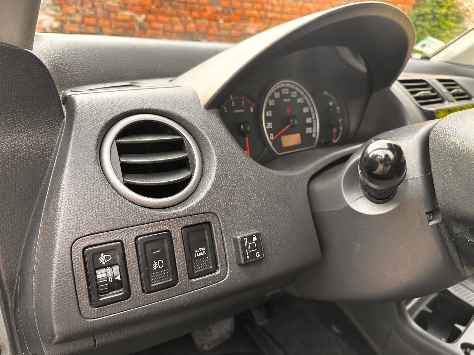 Suzuki Swift ГАЗ, снимка 13 - Автомобили и джипове - 55280212