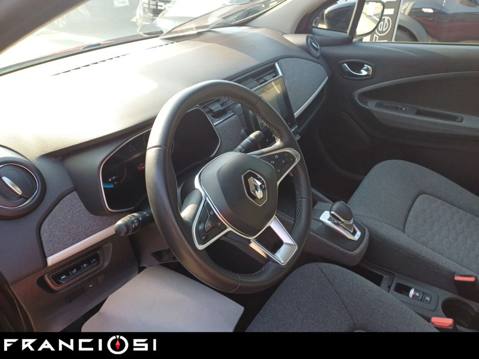 Renault Zoe 52kWh, снимка 3 - Автомобили и джипове - 55322844