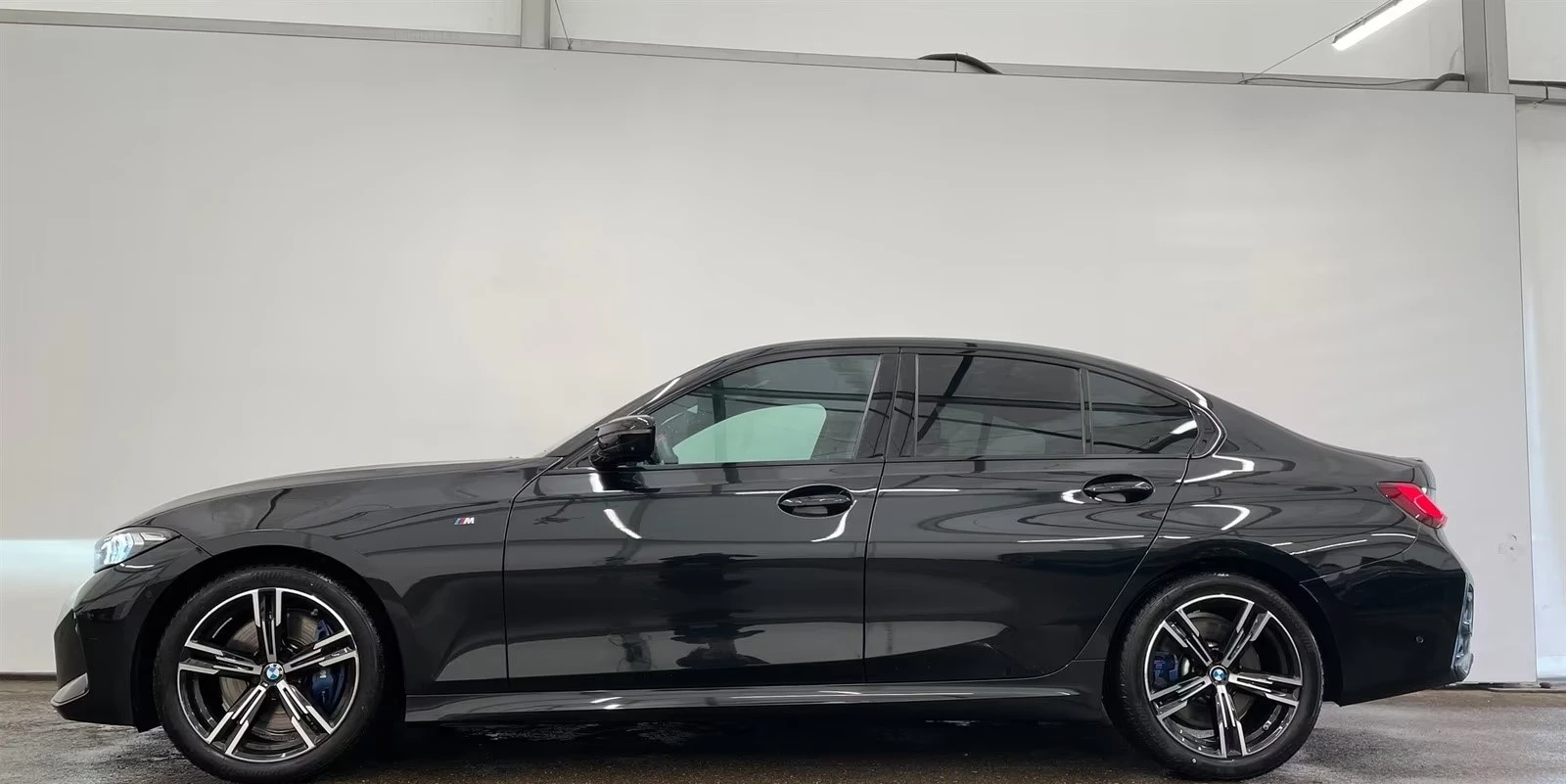 BMW 340 d xDrive/360 /HUD/LCPRO/M SPORT, снимка 2 - Автомобили и джипове - 55528824