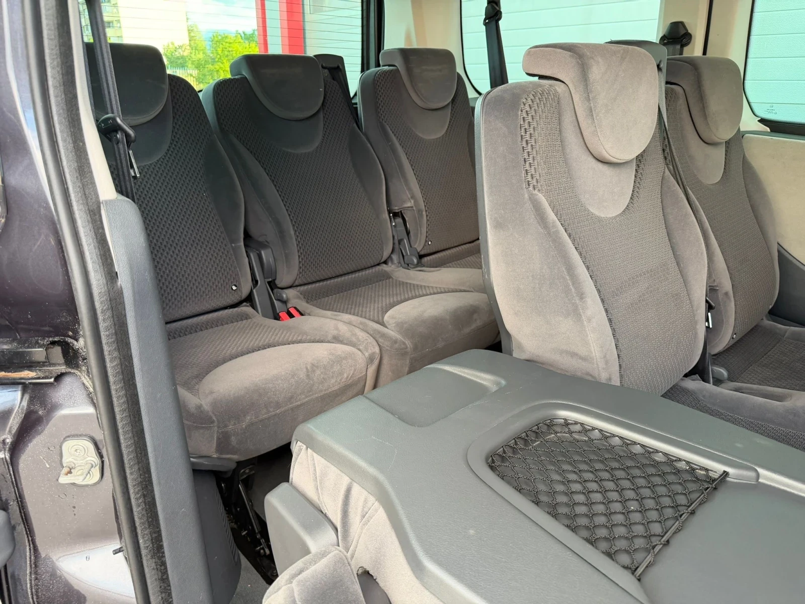Citroen Jumpy 2.0HDI KLIMATRONIK 8-МЕСТЕН 6-СКОРОСТИ ЛИЗИНГ!!!, снимка 17 - Автомобили и джипове - 55868689