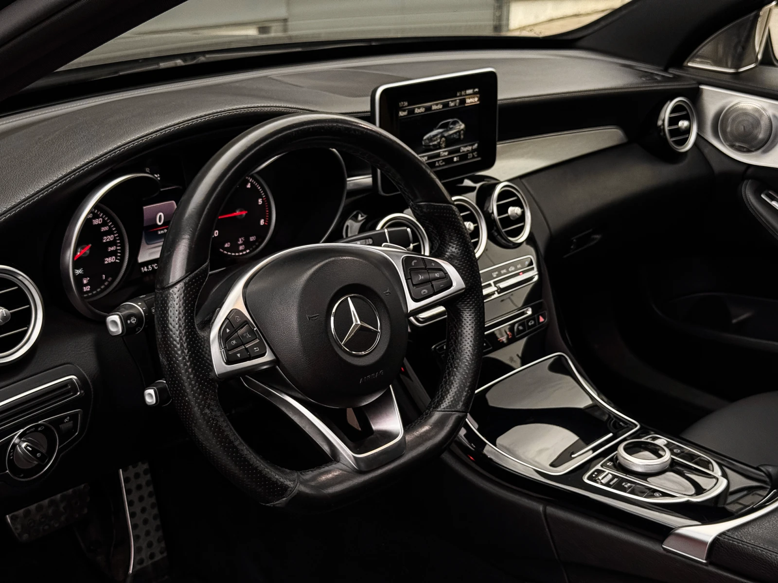 Mercedes-Benz C 220 AMG, снимка 6 - Автомобили и джипове - 56276904