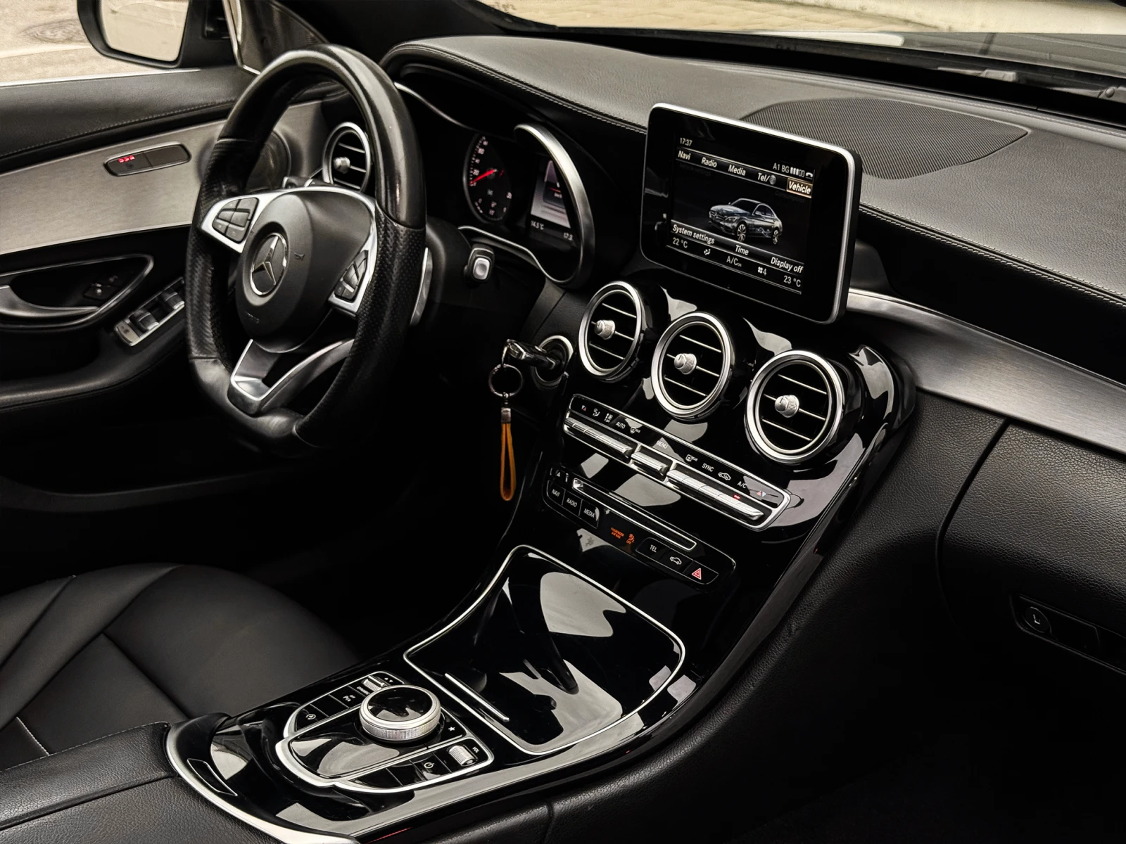 Mercedes-Benz C 220 AMG, снимка 8 - Автомобили и джипове - 56276904