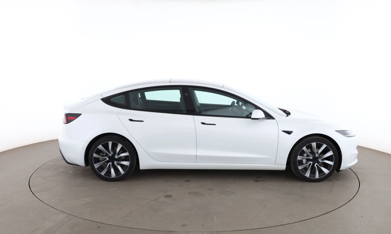 Tesla Model 3 SOH 93 | HIGHLAND | DUAL MOTOR | 75KWh, снимка 4 - Автомобили и джипове - 56320586