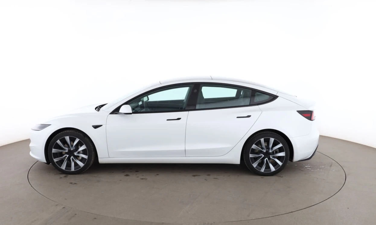 Tesla Model 3 SOH 93 | HIGHLAND | DUAL MOTOR | 75KWh, снимка 2 - Автомобили и джипове - 56320586