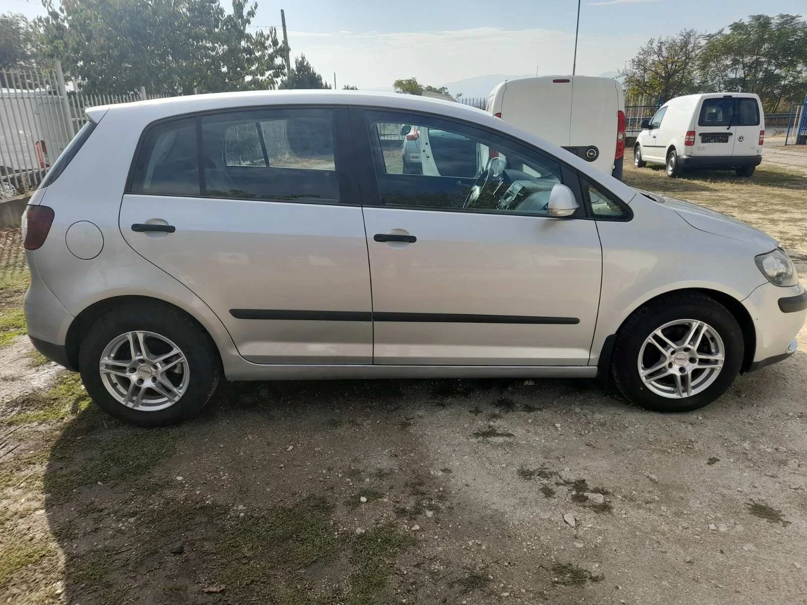 VW Golf Plus 1.9 TDI, снимка 9 - Автомобили и джипове - 56620709