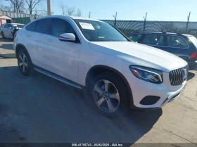  Mercedes-Benz GLC 30...