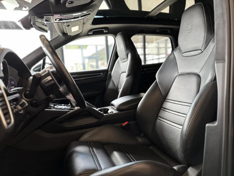 Porsche Cayenne GTS* V8* FULL* BOSE* Pano* , снимка 8 - Автомобили и джипове - 47547383