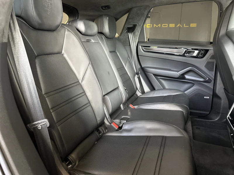 Porsche Cayenne GTS* V8* FULL* BOSE* Pano* , снимка 10 - Автомобили и джипове - 47547383