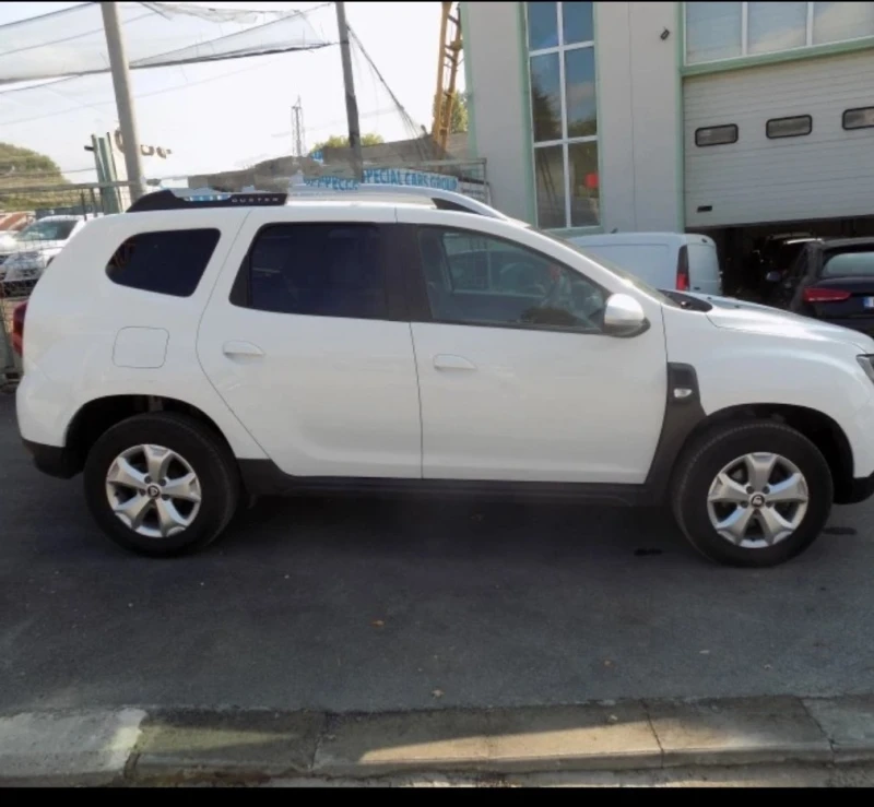 Dacia Duster 1.5, снимка 9 - Автомобили и джипове - 49108926