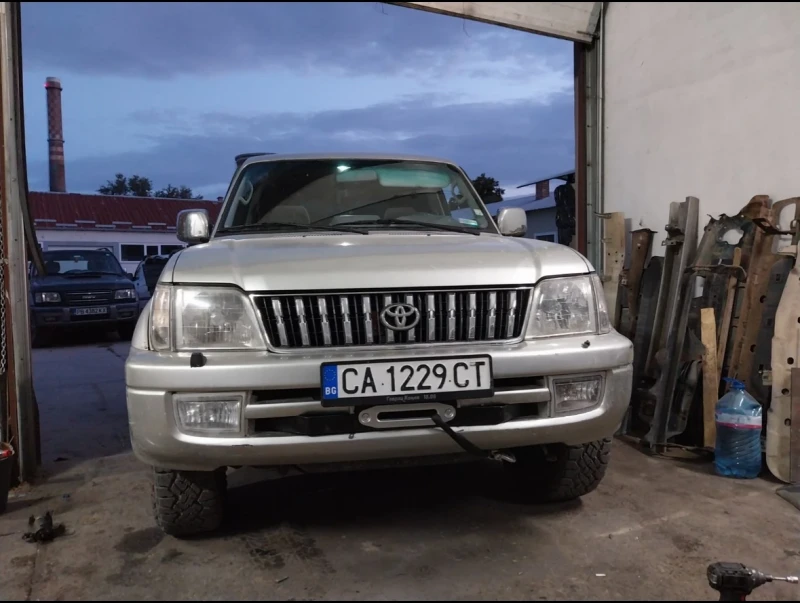 Toyota Land cruiser, снимка 1 - Автомобили и джипове - 48212622