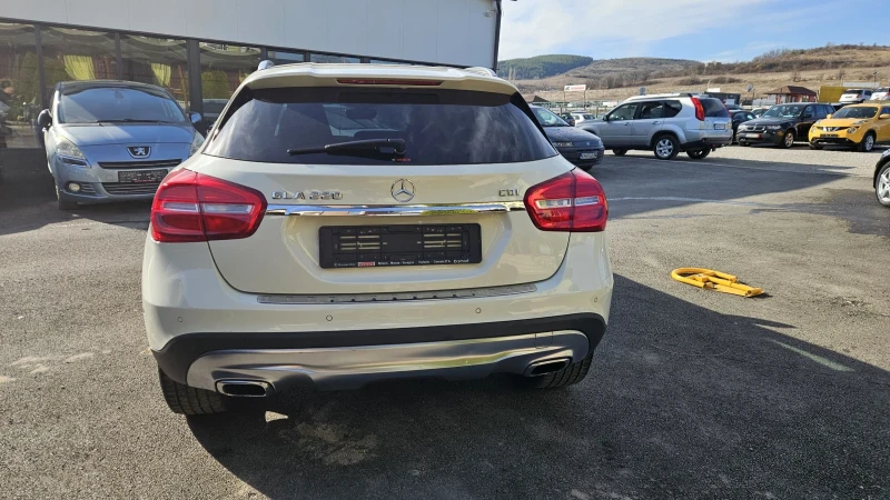 Mercedes-Benz GLA 220 GLA220CDI / 4MATIC, снимка 5 - Автомобили и джипове - 49515337