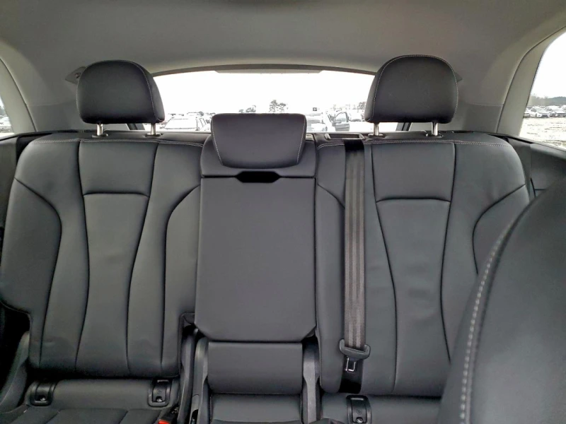 Audi Q8 PREMIUM* QUATTRO* CARFAX* АВТОЛИЗИНГ, снимка 10 - Автомобили и джипове - 53273455