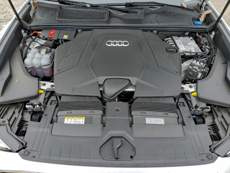 Audi Q8 PREMIUM* QUATTRO* CARFAX* АВТОЛИЗИНГ, снимка 12 - Автомобили и джипове - 53273455
