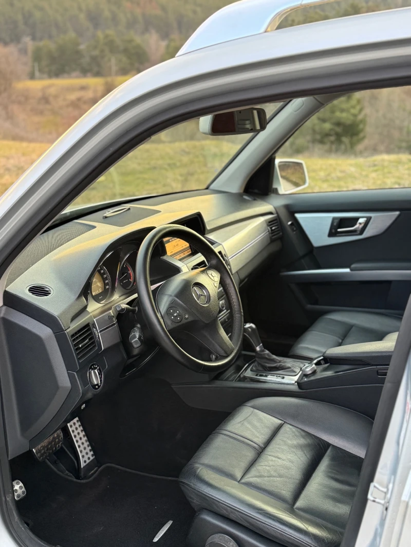 Mercedes-Benz GLK 4matic* панорама* кожа* , снимка 5 - Автомобили и джипове - 53556865