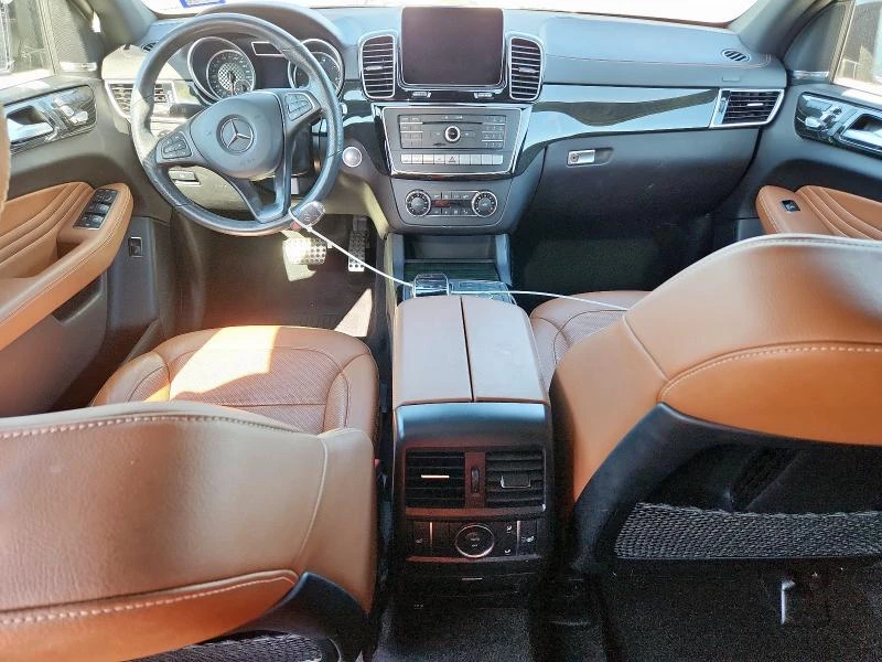 Mercedes-Benz GLE 43 AMG COUPE, снимка 8 - Автомобили и джипове - 53211119