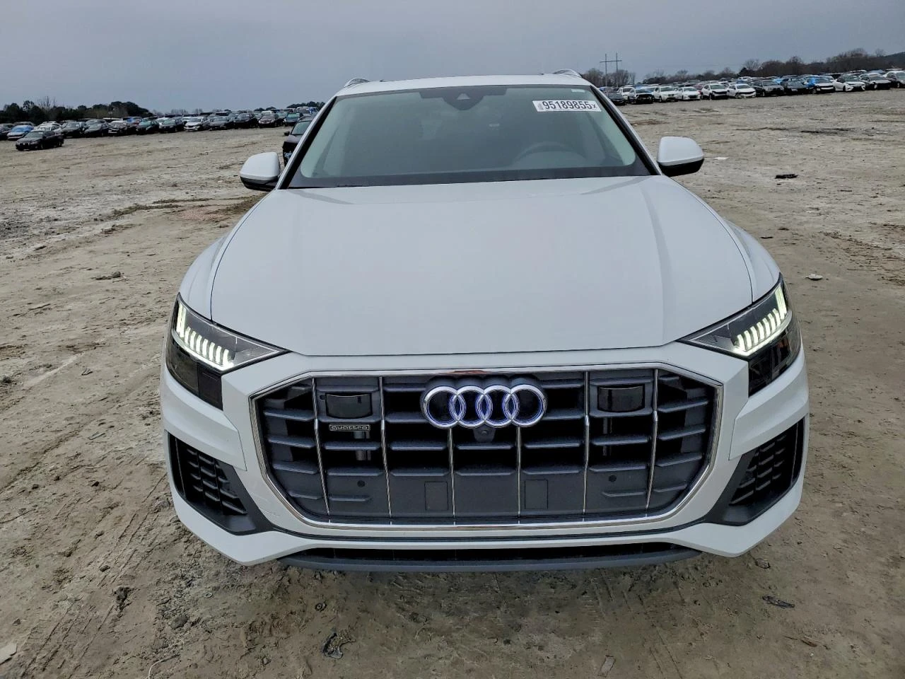 Audi Q8 PREMIUM* QUATTRO* CARFAX* АВТОЛИЗИНГ - изображение 5