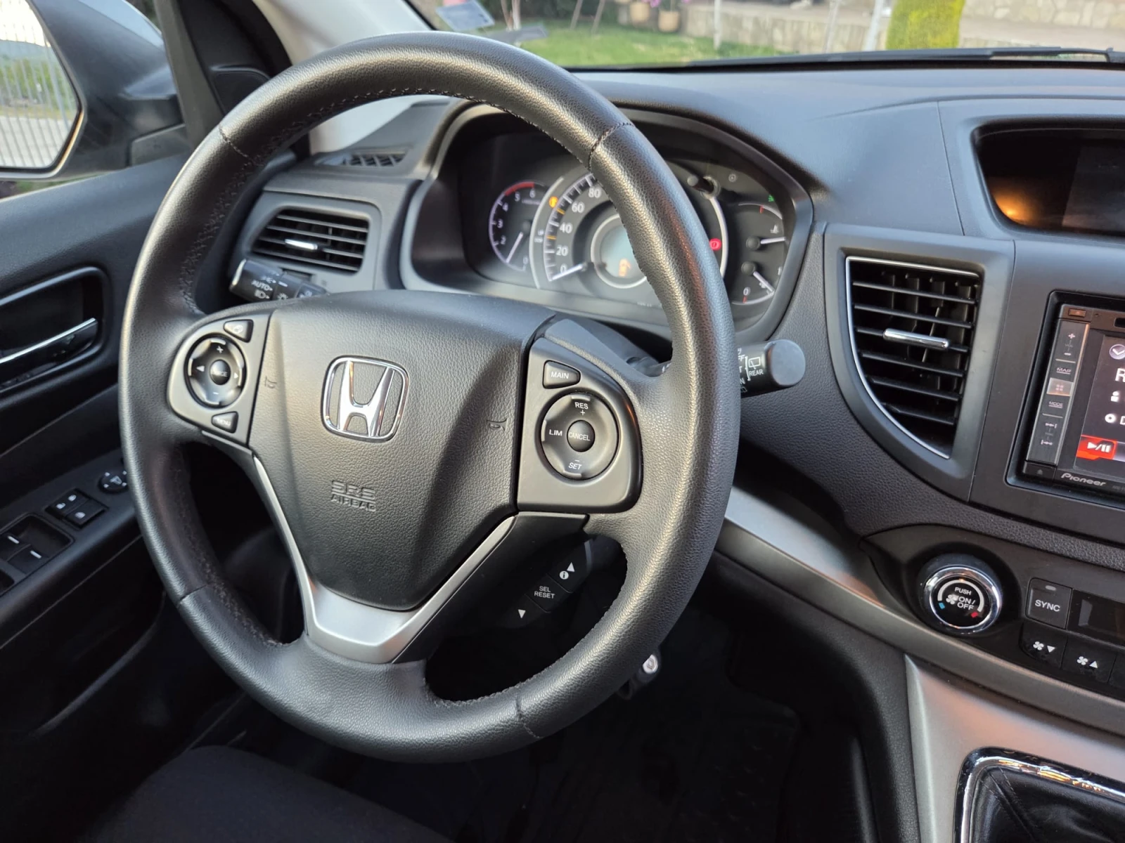 Honda Cr-v 1.6 I-DTEC, снимка 12 - Автомобили и джипове - 54478305