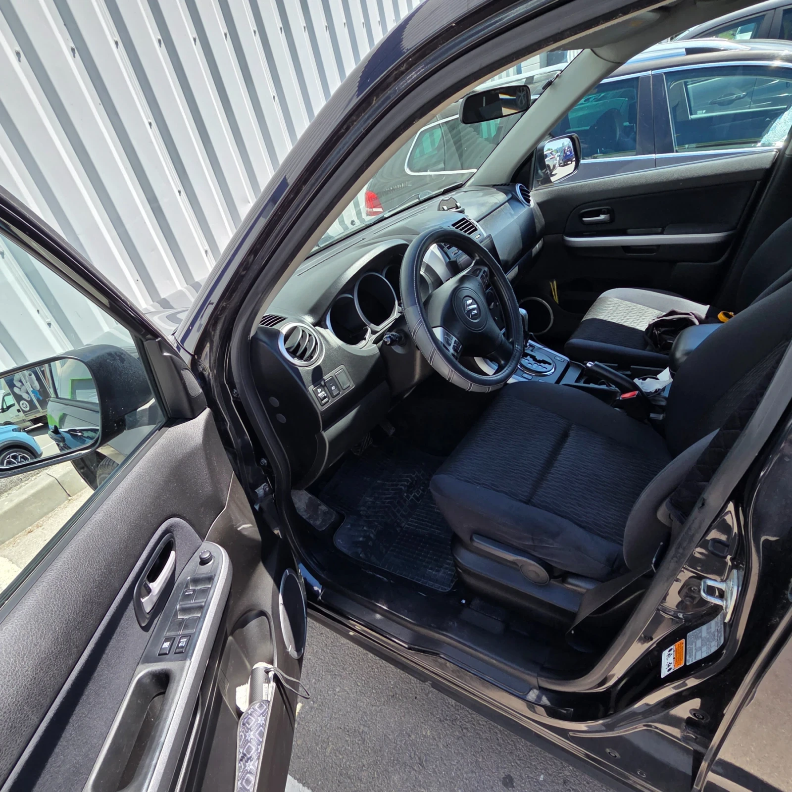 Suzuki Grand vitara, снимка 10 - Автомобили и джипове - 54936295