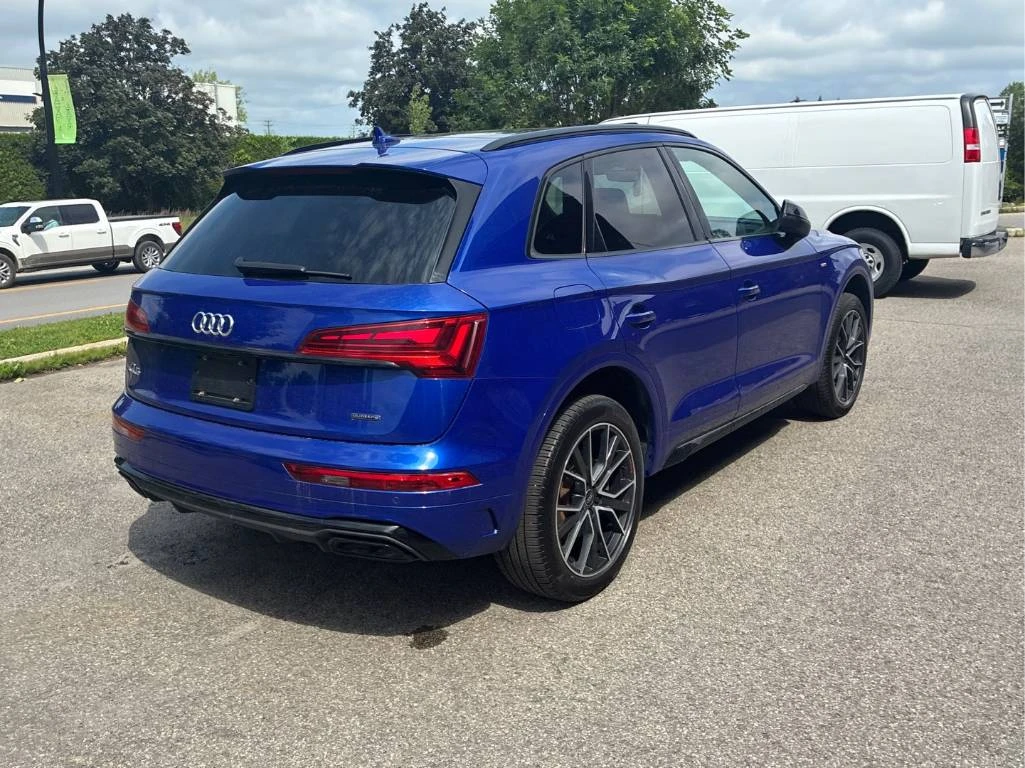 Audi Q5 | DISTRONIC | ОБДУХВАНЕ | CARFAX | , снимка 3 - Автомобили и джипове - 55145512