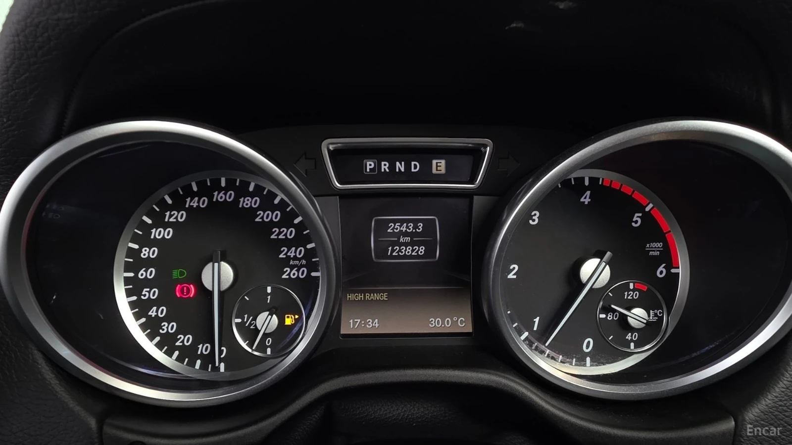 Mercedes-Benz G 350 4MATIC* ПОДГРЕВ* ОБДУХВАНЕ* ШИБИДАХ* LED* NAVI* , снимка 7 - Автомобили и джипове - 55464459