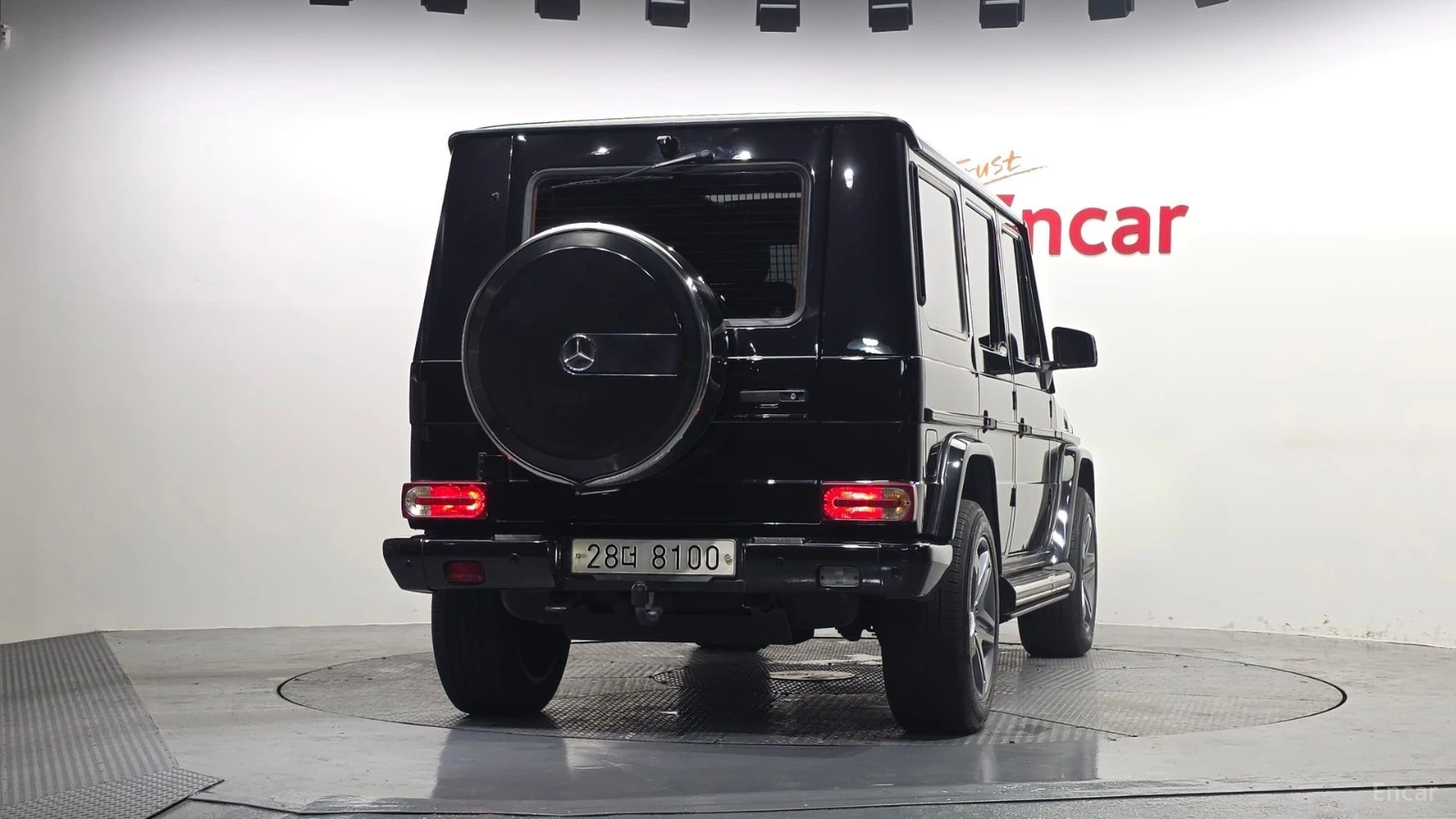 Mercedes-Benz G 350 4MATIC* ПОДГРЕВ* ОБДУХВАНЕ* ШИБИДАХ* LED* NAVI* , снимка 4 - Автомобили и джипове - 55464459