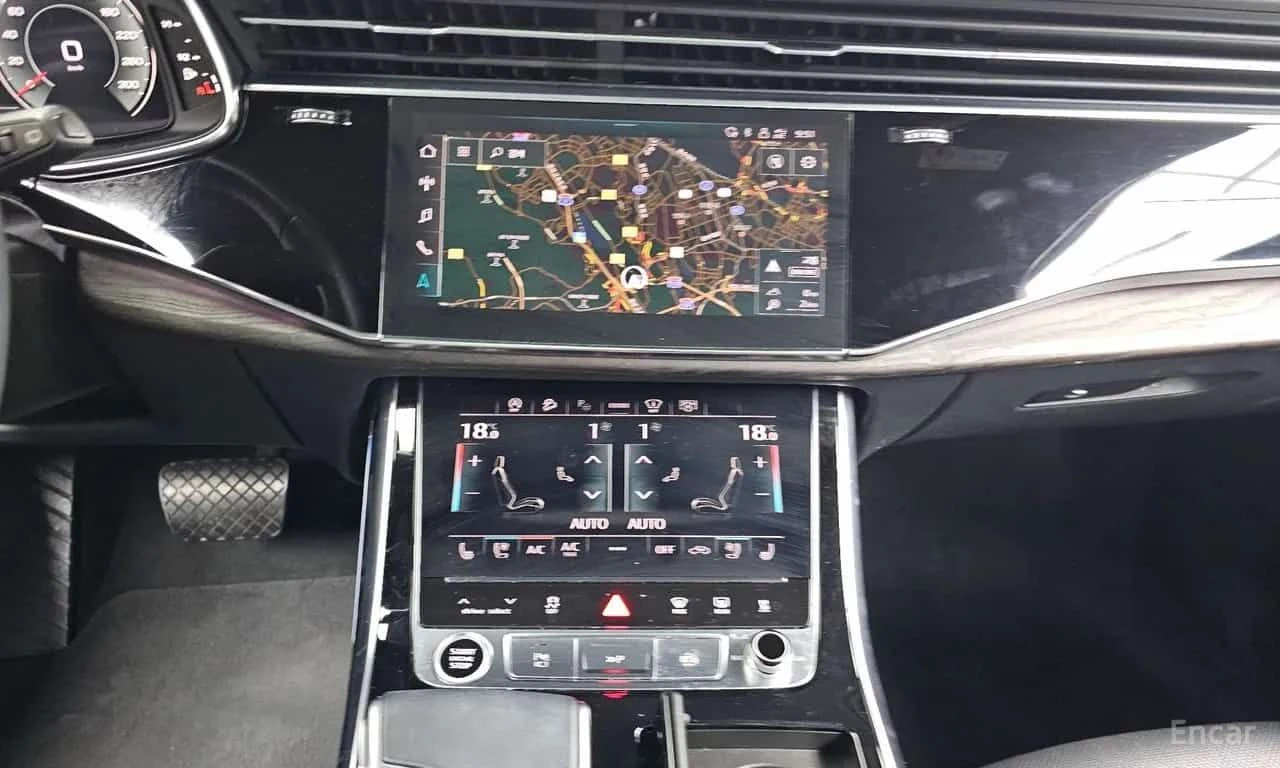 Audi Q7 45 TDI Quattro /ОБДУХВАНЕ/ПАНОРАМА/ДИСТРОНИК/360, снимка 12 - Автомобили и джипове - 55618696