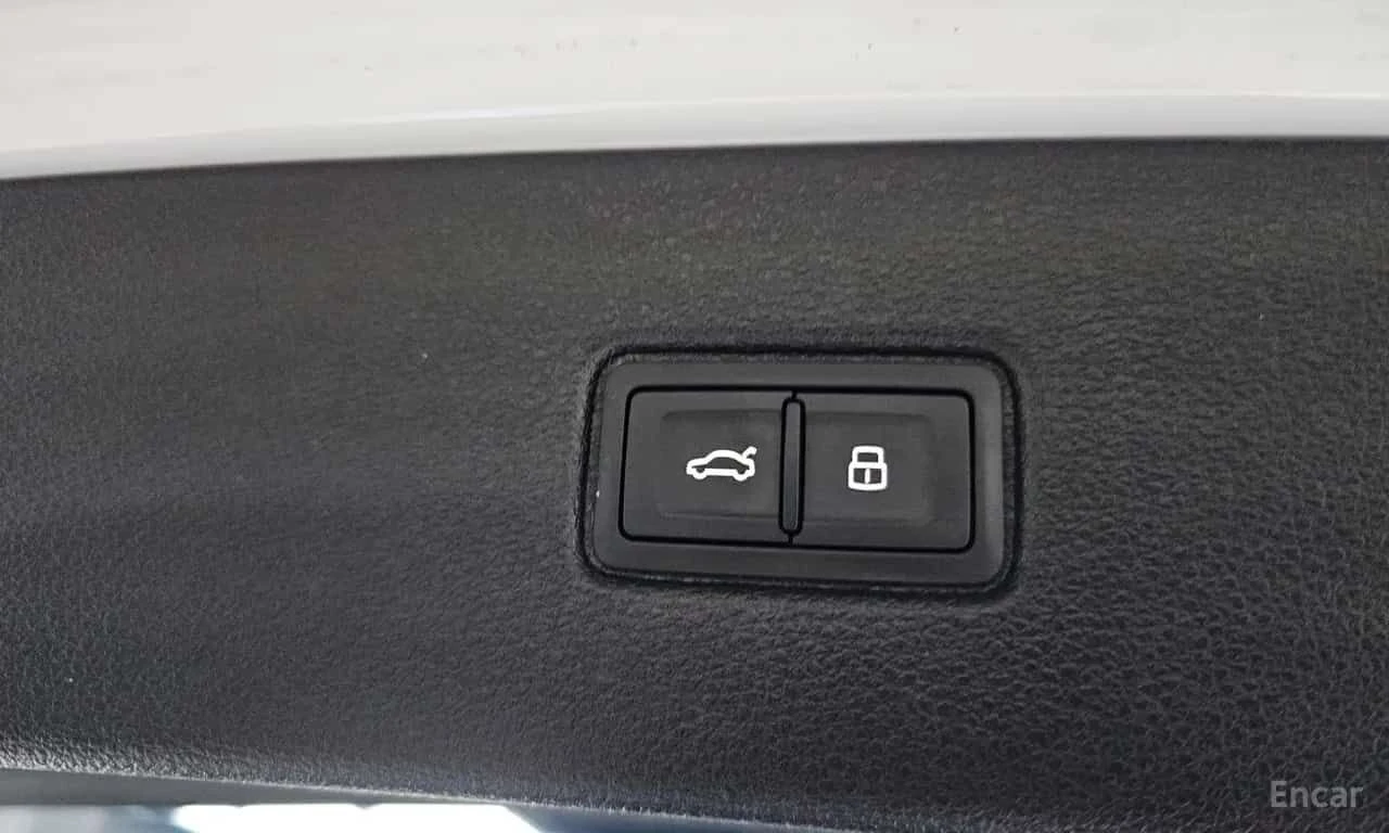 Audi Q7 45 TDI Quattro /ОБДУХВАНЕ/ПАНОРАМА/ДИСТРОНИК/360, снимка 17 - Автомобили и джипове - 55618696