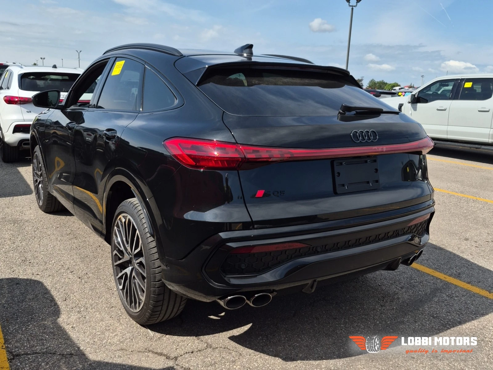 Audi SQ5, снимка 4 - Автомобили и джипове - 56128877