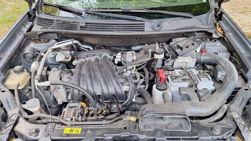 Nissan Qashqai, снимка 8 - Автомобили и джипове - 56477550