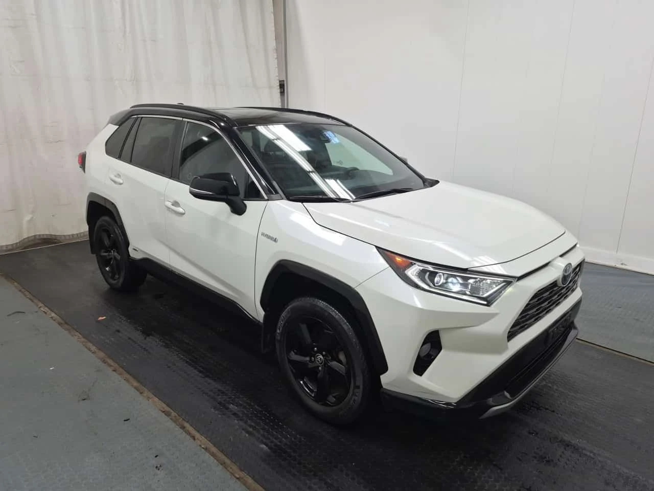 Toyota Rav4 * Awd Hybrid Xse * CARFAX *  | Mobile.bg � ����������� 5