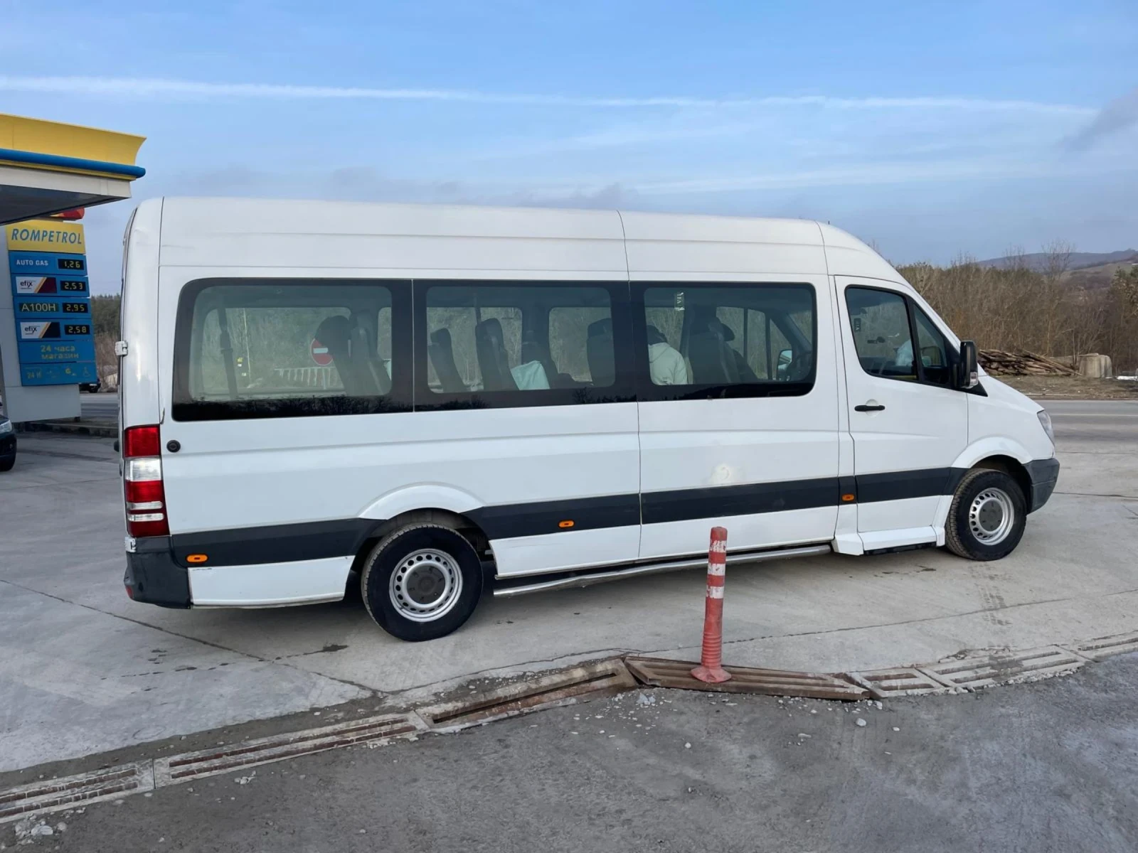 Mercedes-Benz Sprinter 2.2 8+ 1* MAXI база - изображение 3