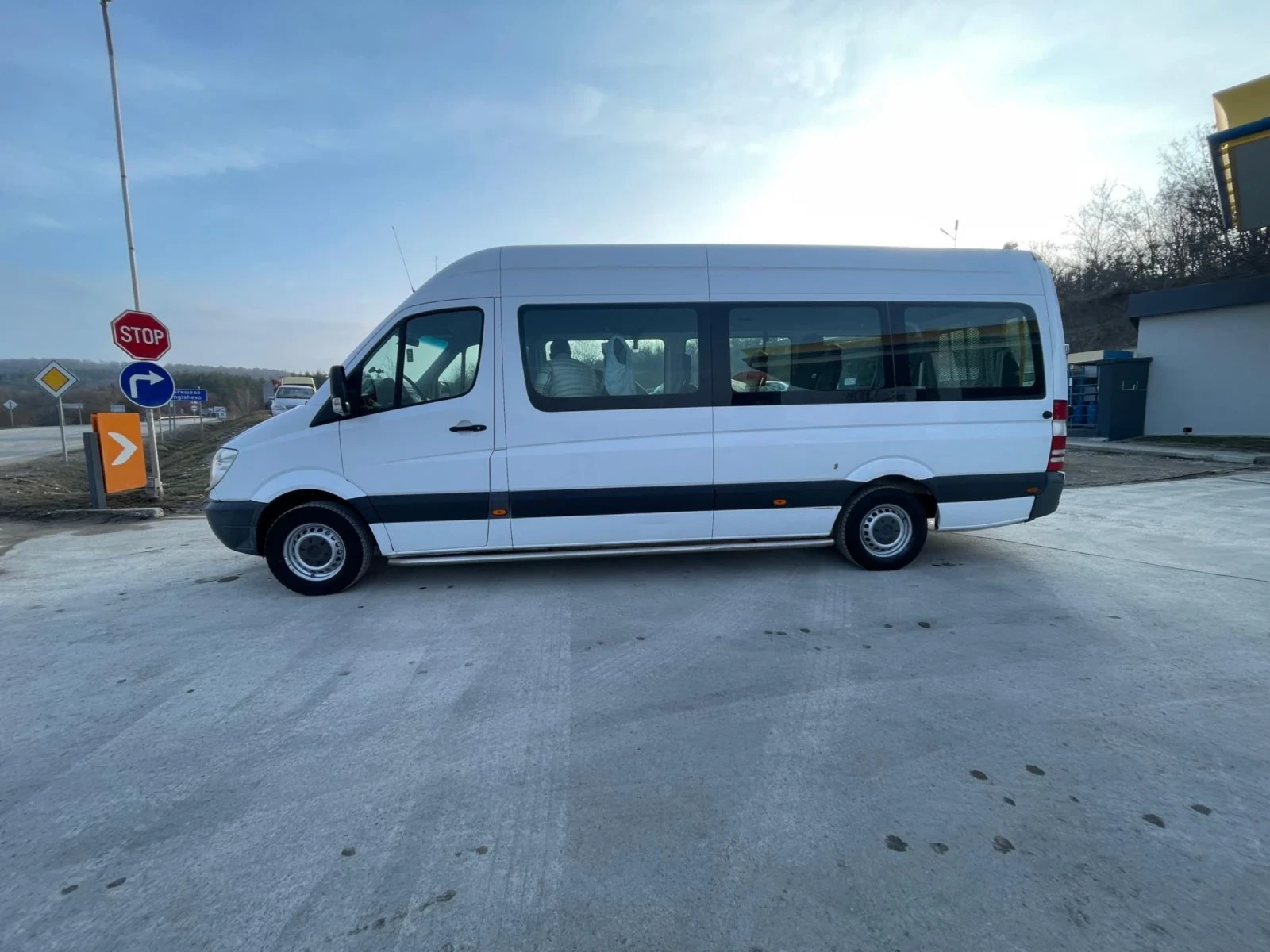 Mercedes-Benz Sprinter 2.2 8+ 1* MAXI база - изображение 2