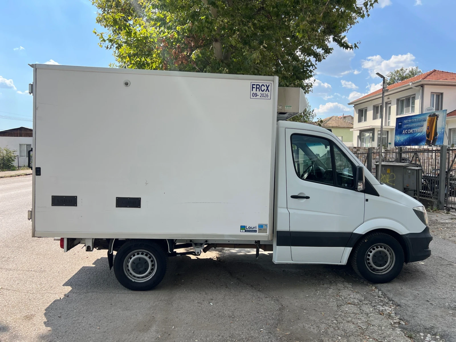 Mercedes-Benz Sprinter 314 2.2CDI-ХЛАДИЛЕН-110КМ, снимка 2 - Бусове и автобуси - 55686513