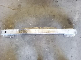 Греда под предна броня Рено Лагуна 2.0дци (б)
