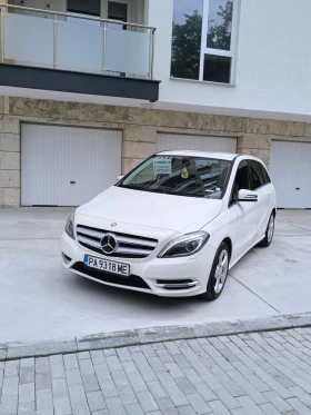 Mercedes-Benz B 180, снимка 1