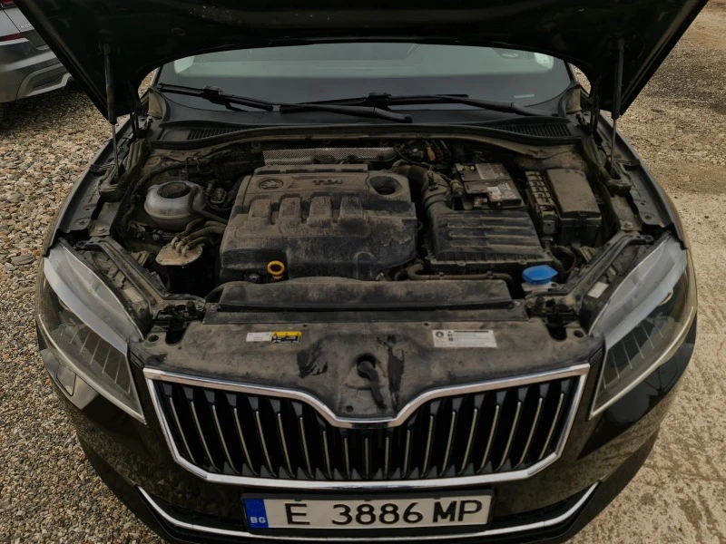 Skoda Superb, снимка 10 - Автомобили и джипове - 47300036