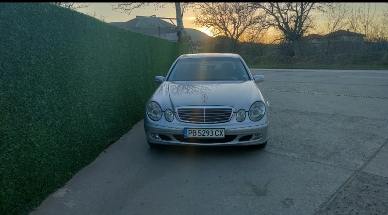 Mercedes-Benz E 200 W211, снимка 5 - Автомобили и джипове - 47606828