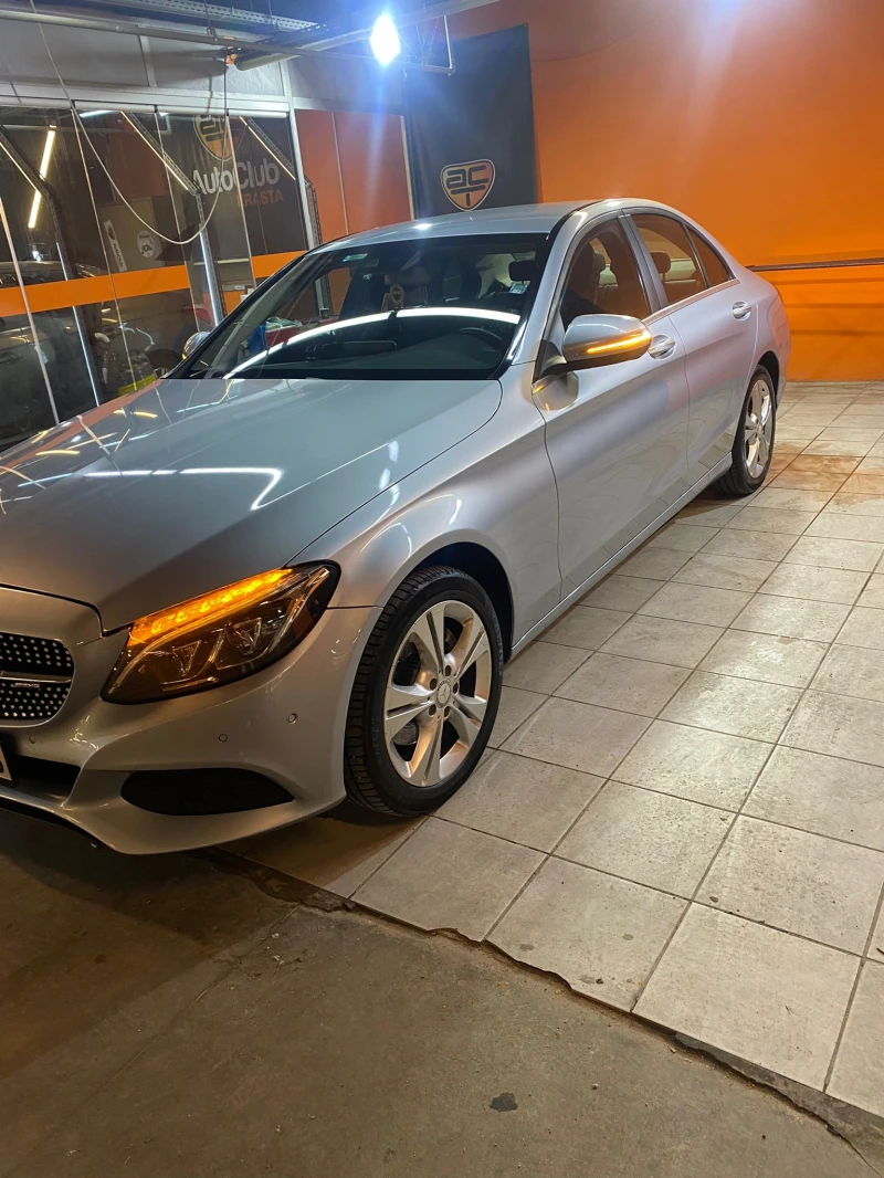 Mercedes-Benz C 220, снимка 2 - Автомобили и джипове - 48216056