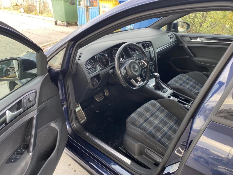 VW Golf 7 GTE Plug In hybrid 1.4, снимка 7 - Автомобили и джипове - 48074352