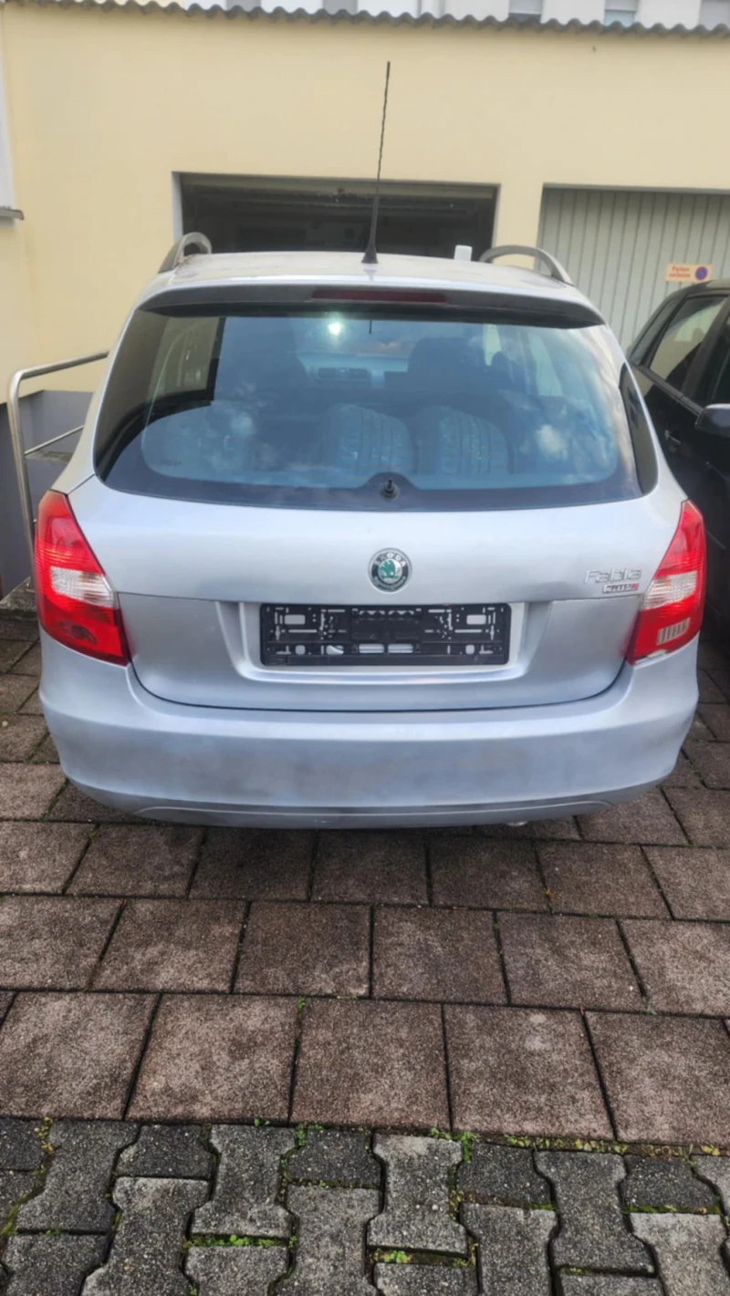 Skoda Fabia, снимка 8 - Автомобили и джипове - 48645082