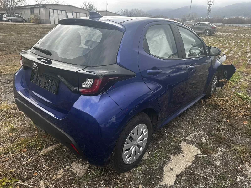 Toyota Yaris, снимка 4 - Автомобили и джипове - 49135494