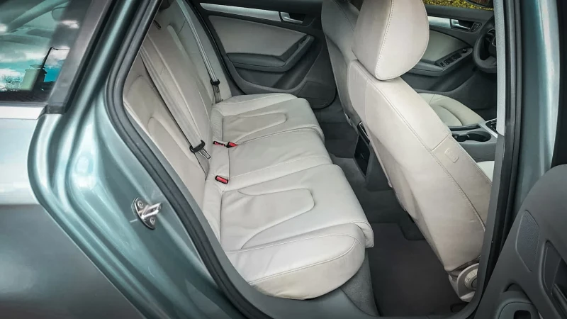 Audi A4, снимка 13 - Автомобили и джипове - 52541237